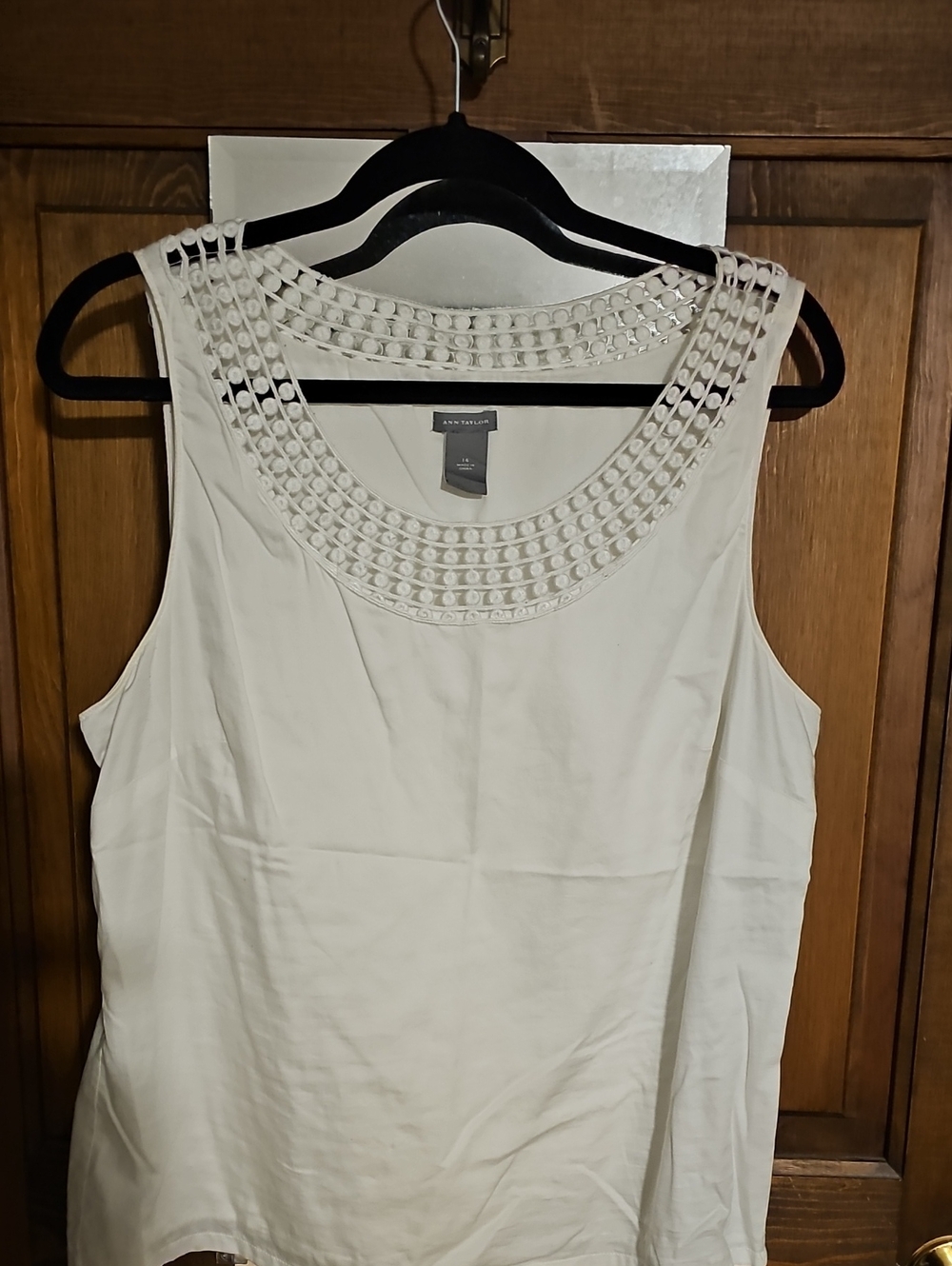 Ann Taylor Cream Crochet Yoke Sleeveless Tank